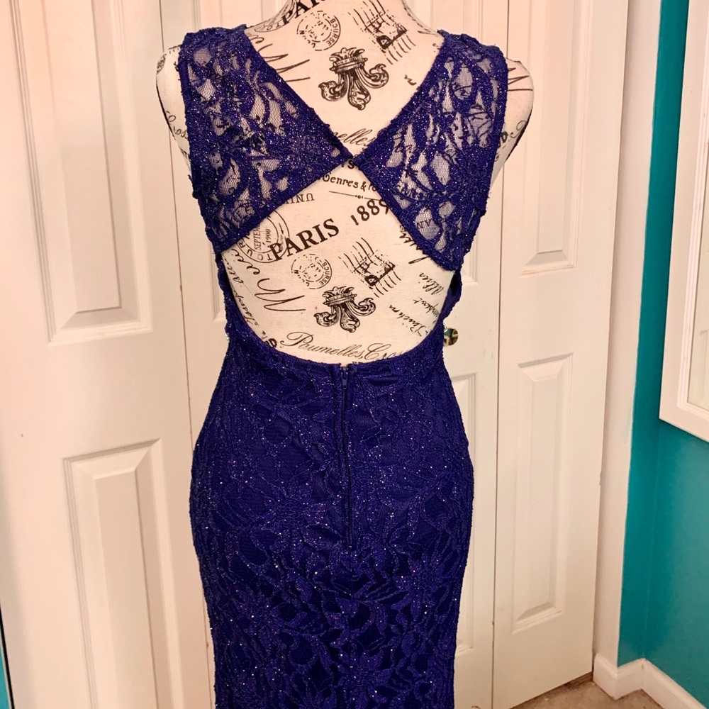 🌟Host Pick!🌟Gorgeous sapphire formal dress - Picture 3 of 3